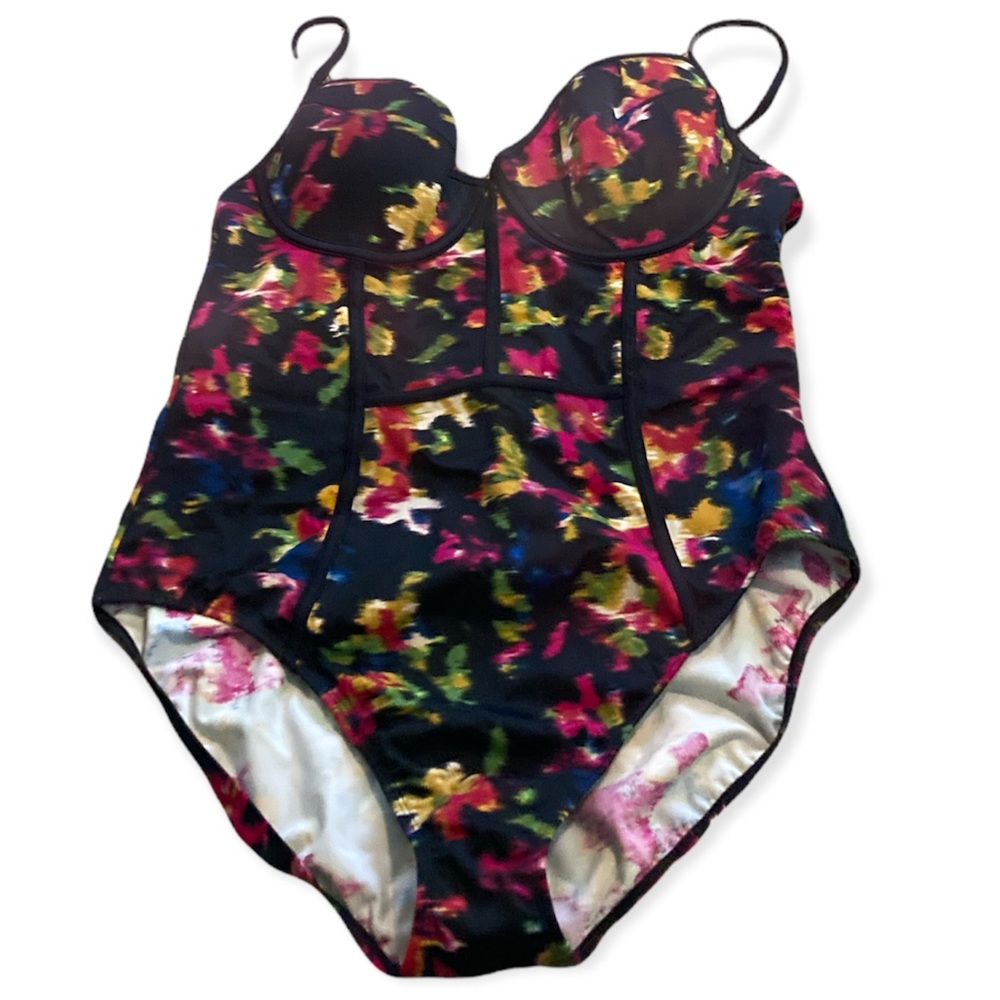 Shape FX one piece corset style top bathing suit size 18